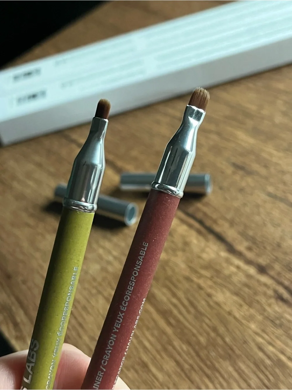 Haus Labs by Lady Gaga Eyeliner - Olive shimmer & Sienna Matte
